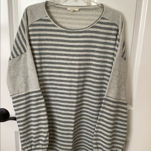 Easel Women’s Long Sleeve Top 1X Blue/Gray NWOT